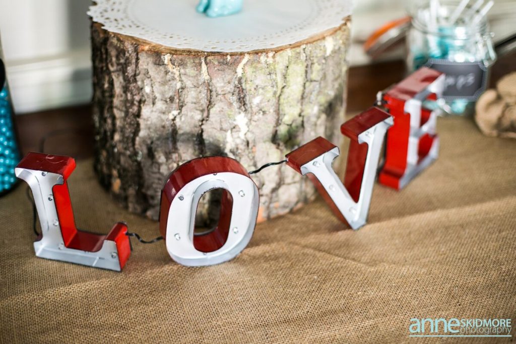 LOVE lights decoration